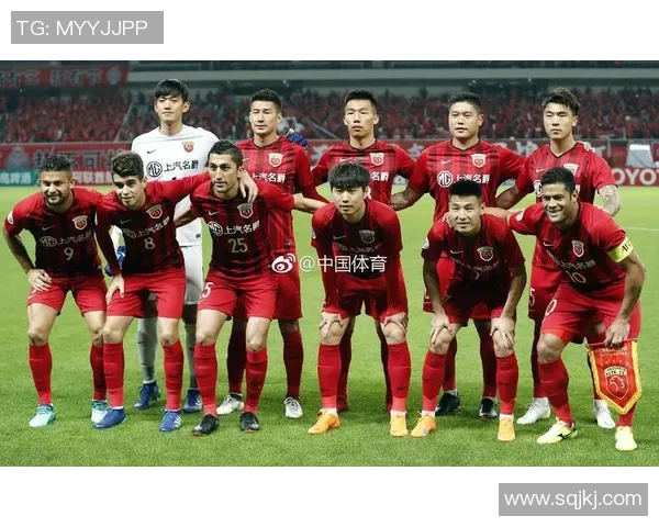 亚冠资格赛精彩对决上海上港迎战泰国蒙通联全场视频回顾与精彩瞬间分析
